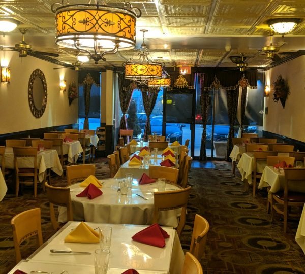 Taj-Mahal-Indian-Restaurant-Bar6.jpeg